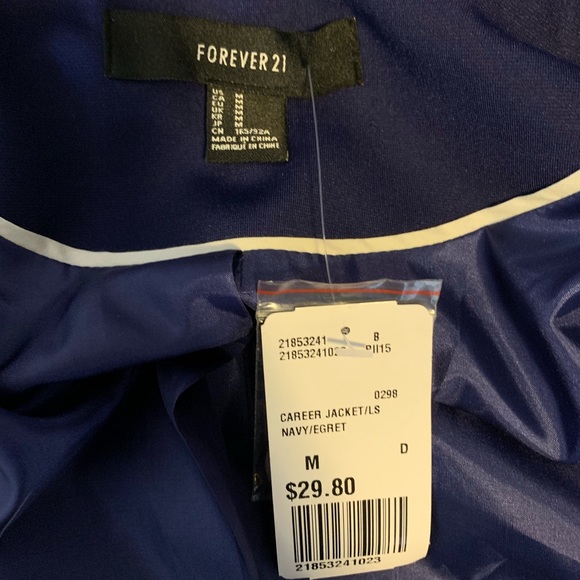 Blazer - Picture 3 of 3